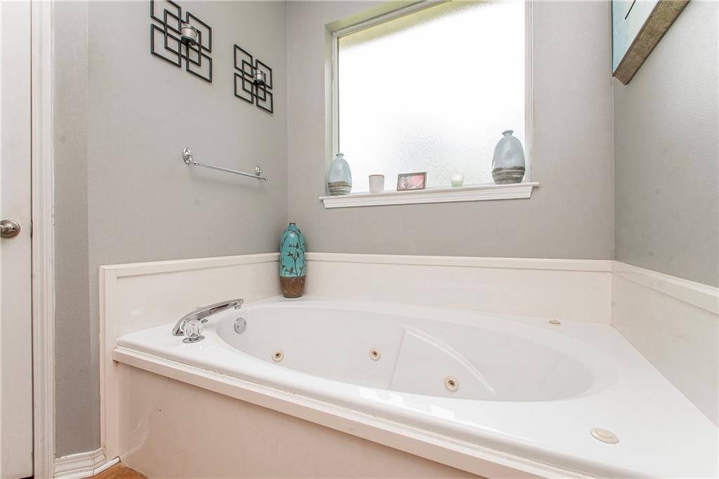 20012 Twin Oaks Drive, Hammond, LA 70403
