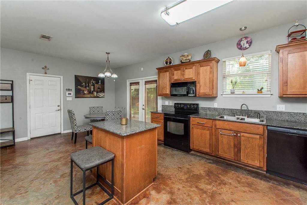 20012 Twin Oaks Drive, Hammond, LA 70403