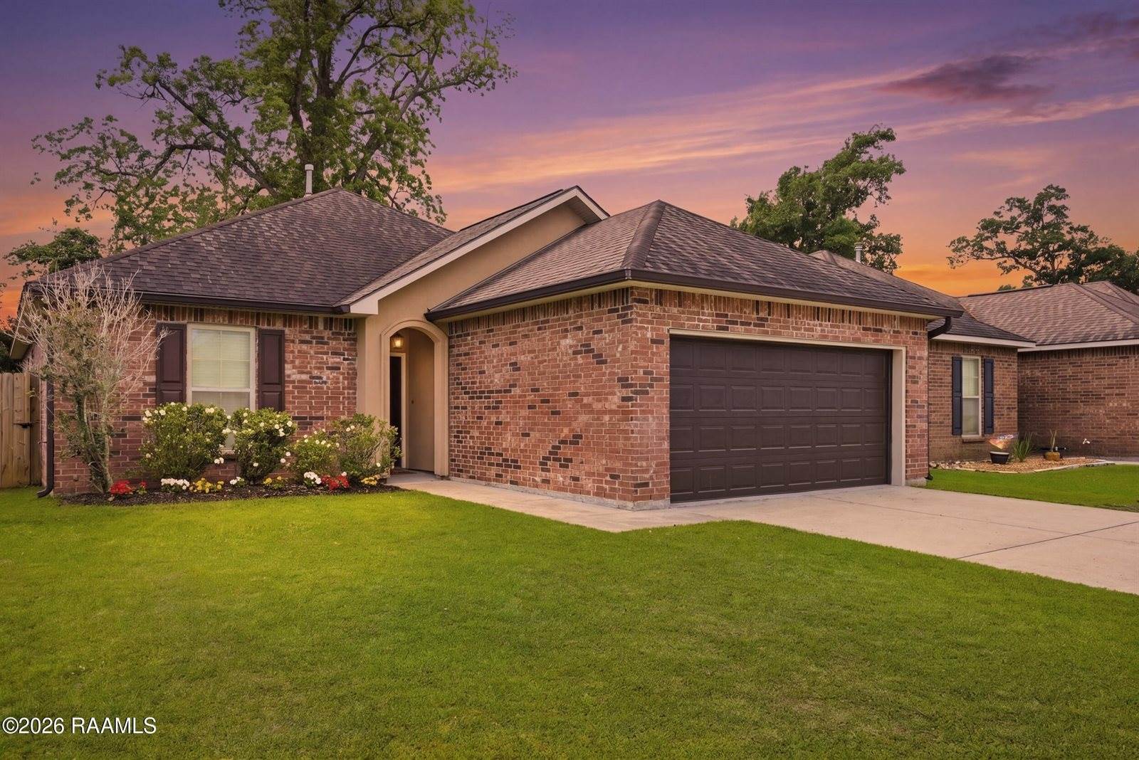 211 Moss Bluff Drive, Lafayette, LA 70507