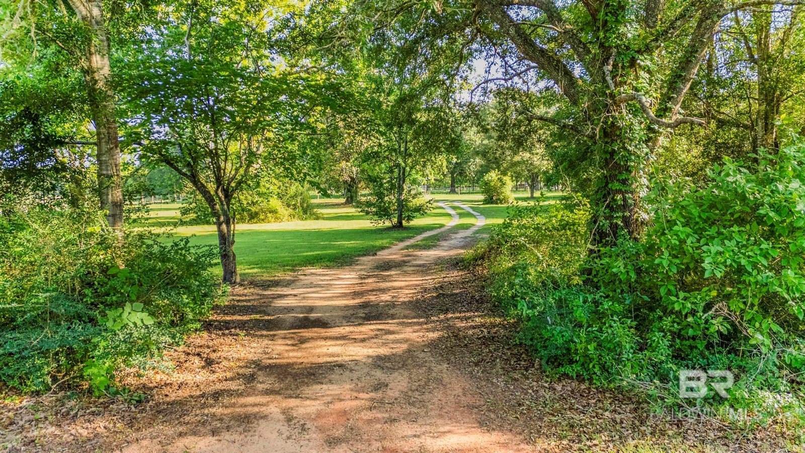 9165 Charlotta Lane, Fairhope, AL 36532