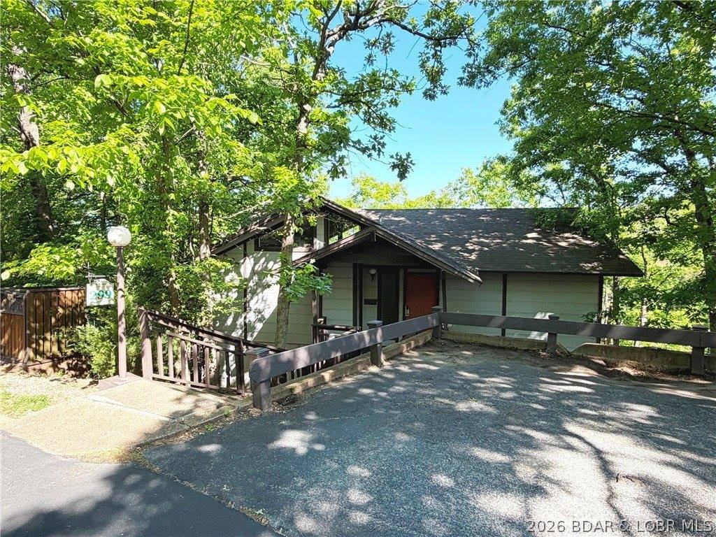 299 Moongate Drive, Osage Beach, MO 65065