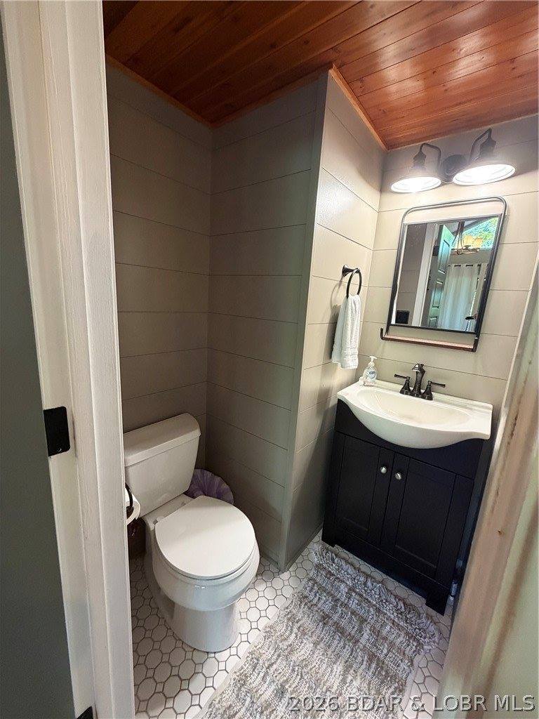 299 Moongate Drive, Osage Beach, MO 65065