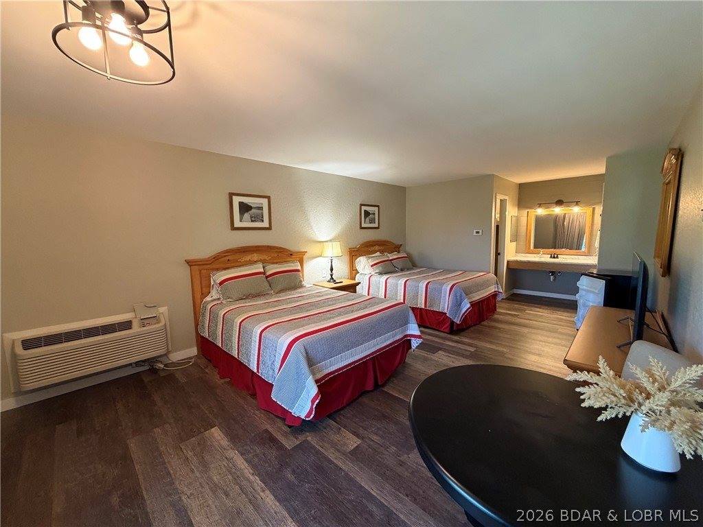 299 Moongate Drive, Osage Beach, MO 65065