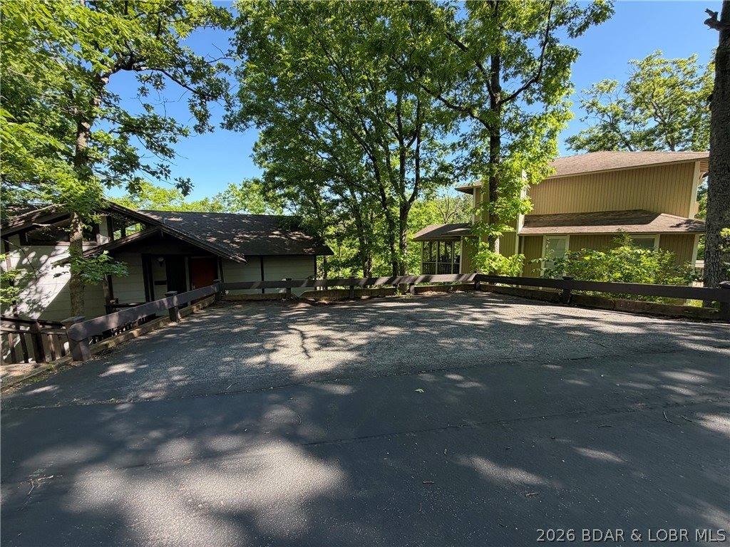299 Moongate Drive, Osage Beach, MO 65065