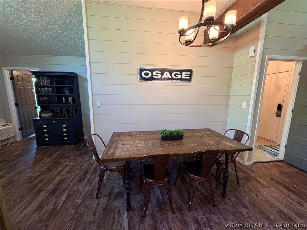 299 Moongate Drive, Osage Beach, MO 65065