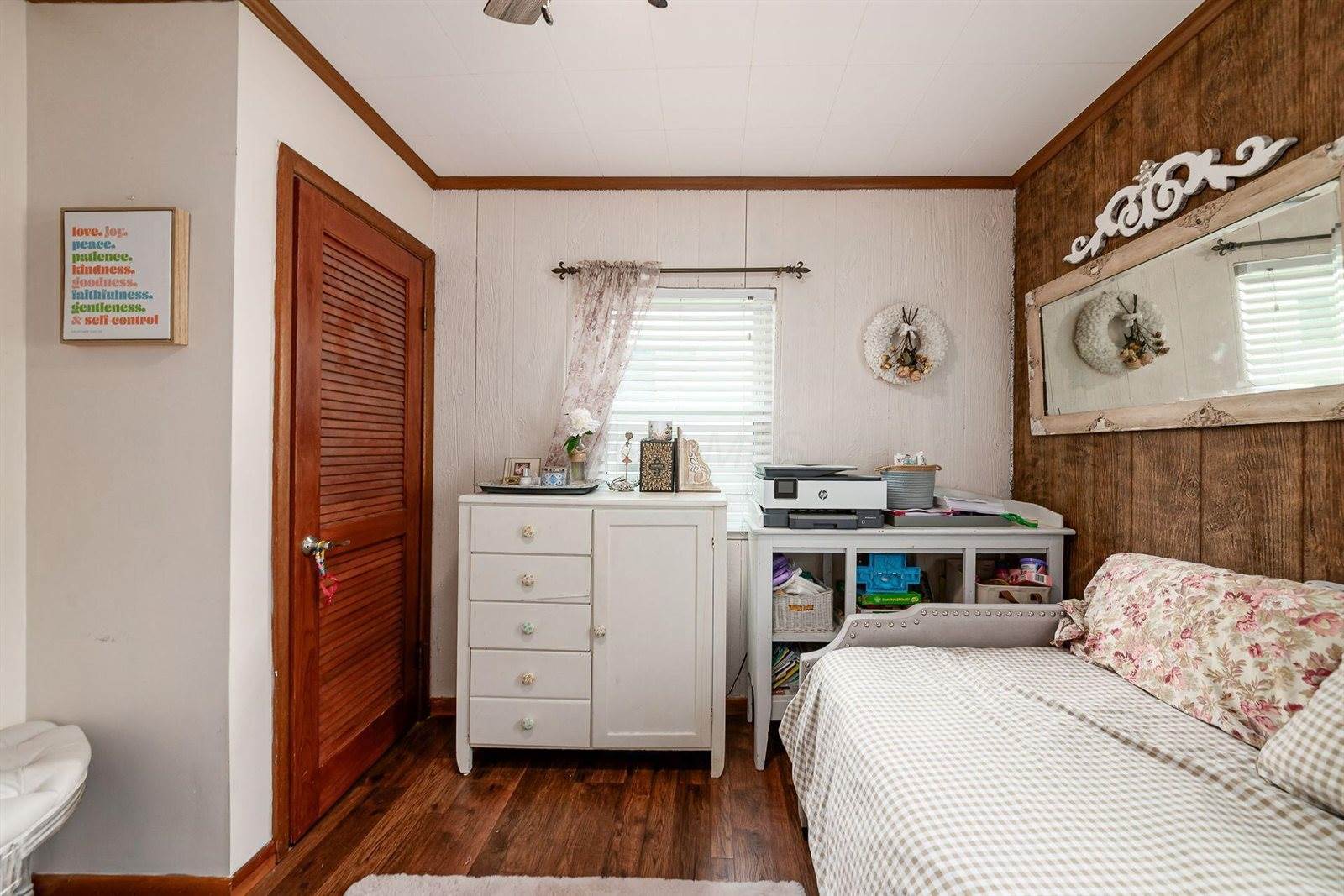 512 North Grener Avenue, Columbus, OH 43228
