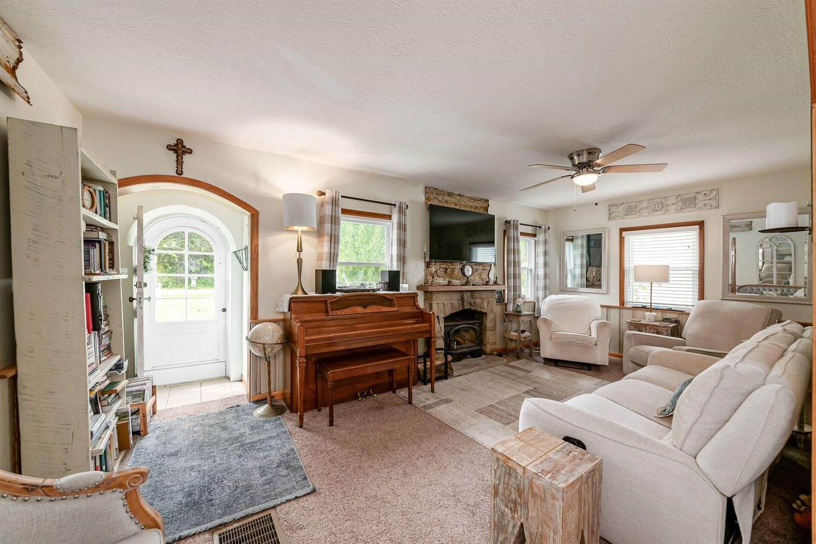 512 North Grener Avenue, Columbus, OH 43228