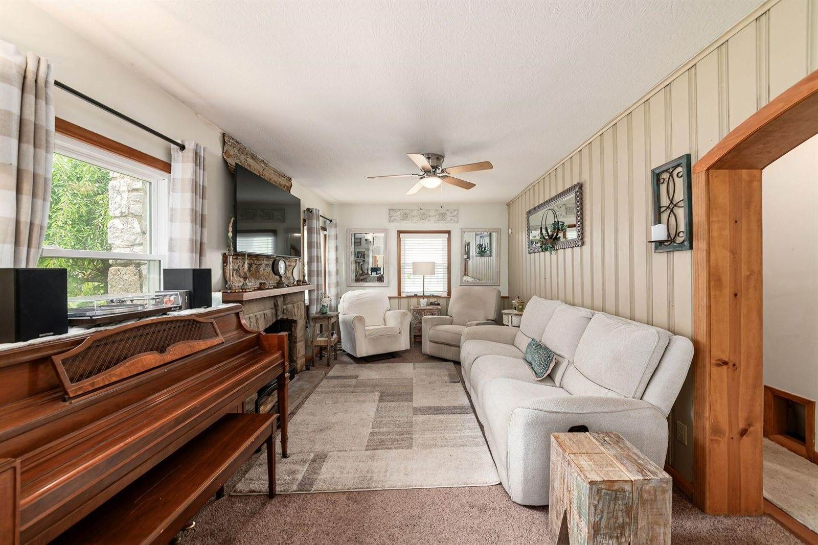 512 North Grener Avenue, Columbus, OH 43228