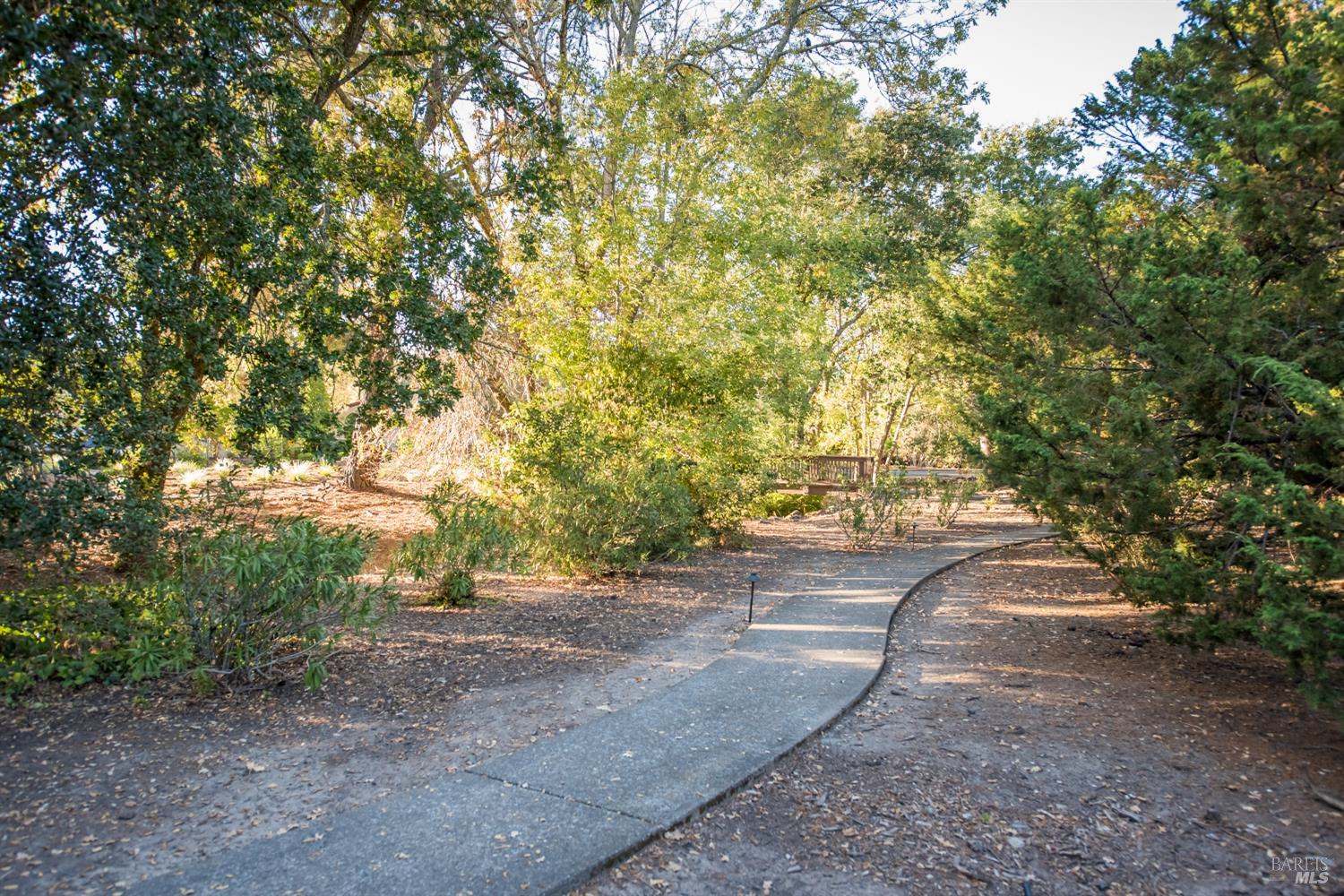 824 Adobe Drive, Santa Rosa, CA 95404