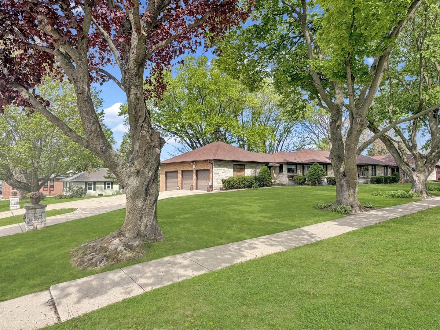 312 South Church Street, Orangeville, IL 61060