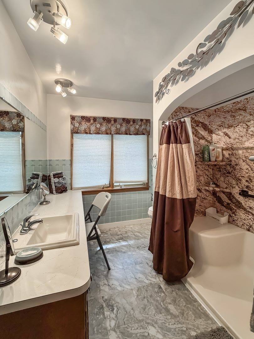 312 South Church Street, Orangeville, IL 61060