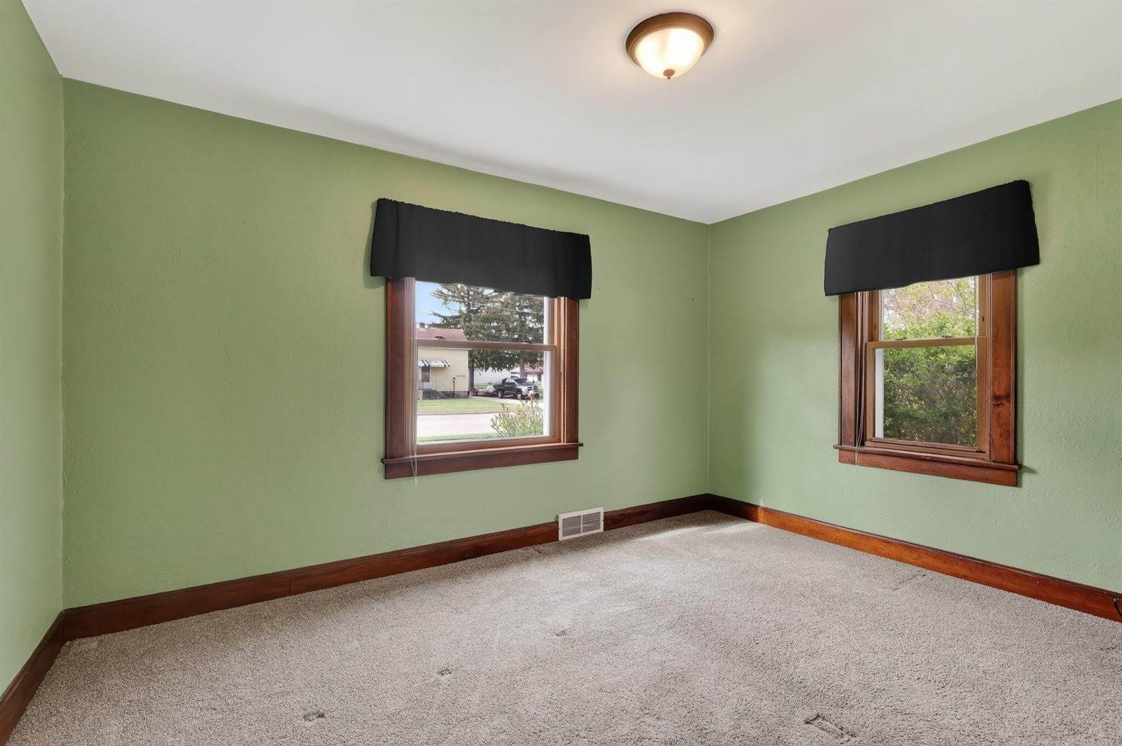 2531 Washington Street, Wisconsin Rapids, WI 54494
