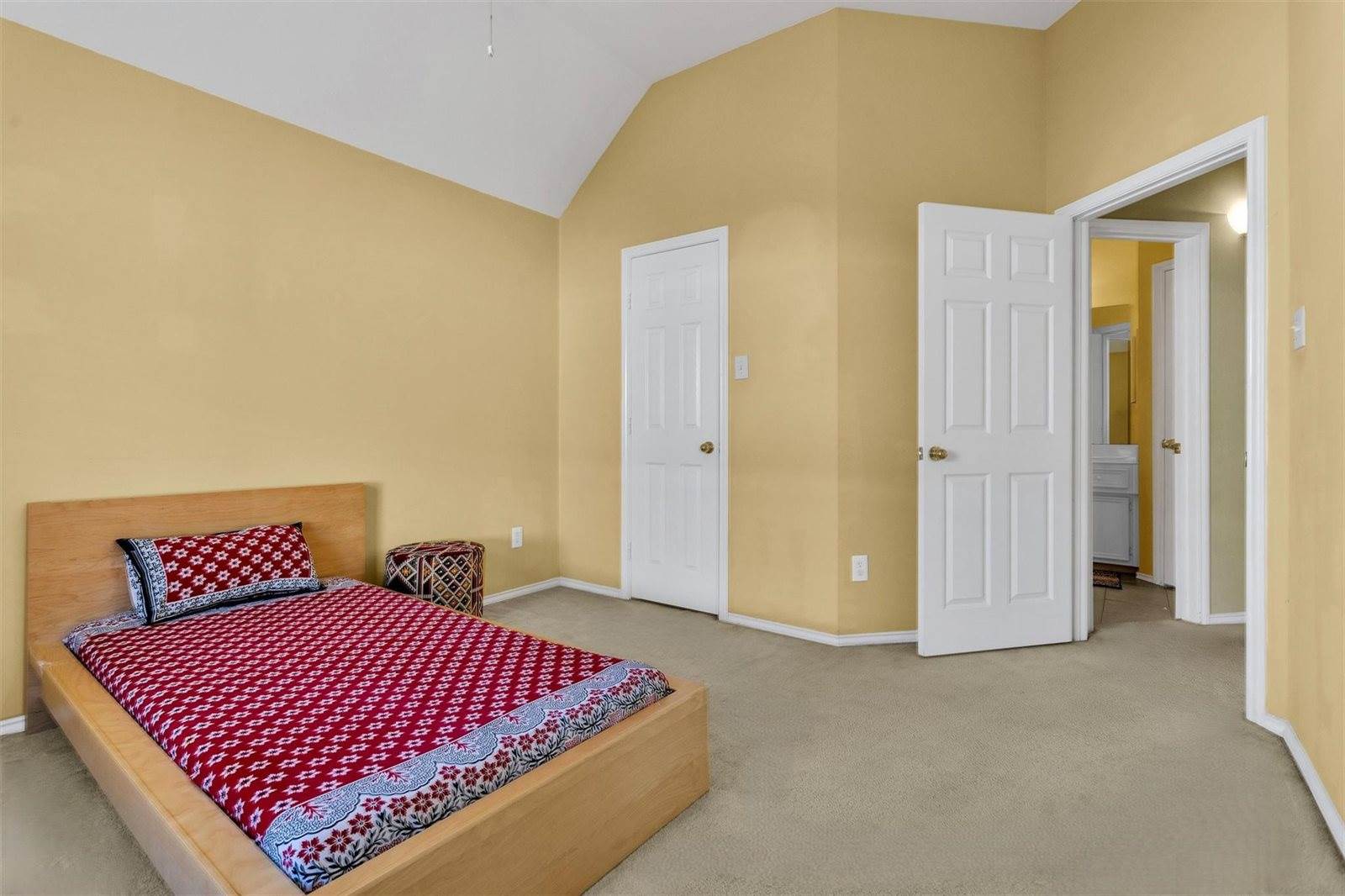 21207 Willow Fork Court, Katy, TX 77450