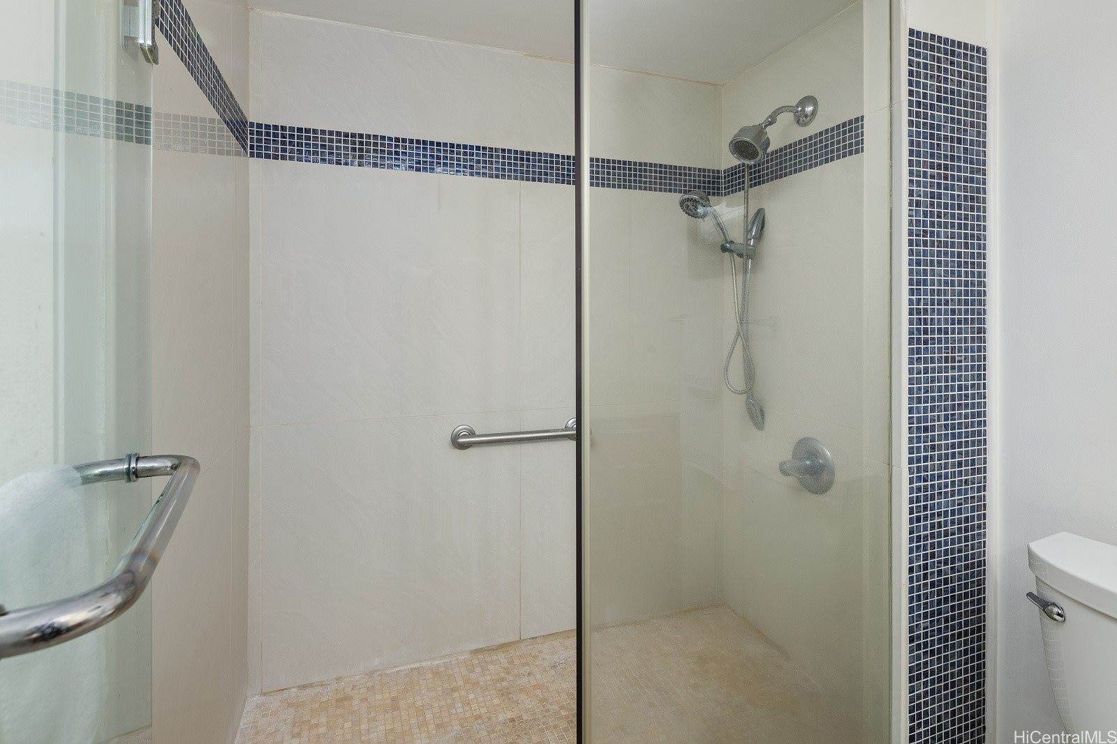 3138 Waialae Avenue, Honolulu, HI 96816
