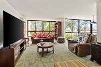 3138 Waialae Avenue, Honolulu, HI 96816
