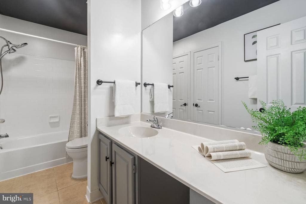 14215 Greenview Drive, Laurel, MD 20708