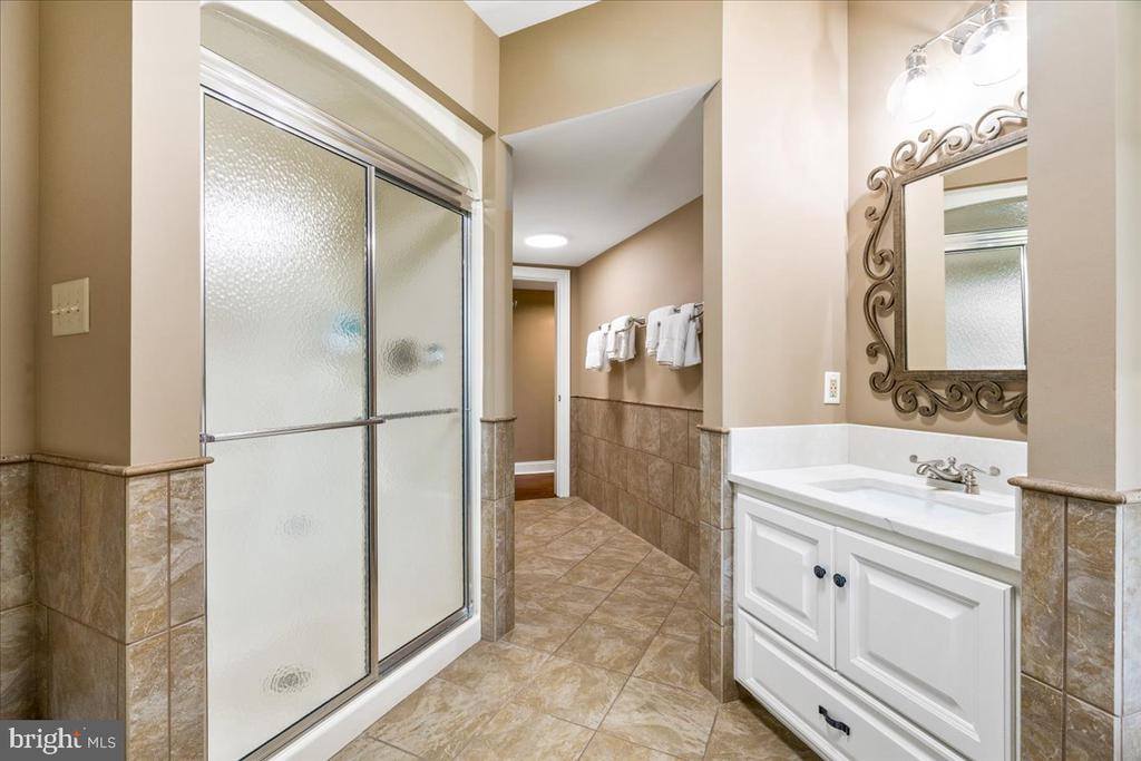 12565 Stone Crest Circle, Waynesboro, PA 17268