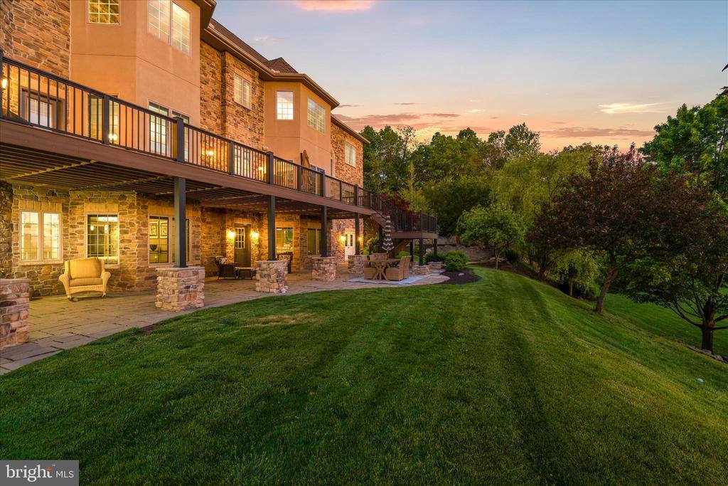 12565 Stone Crest Circle, Waynesboro, PA 17268