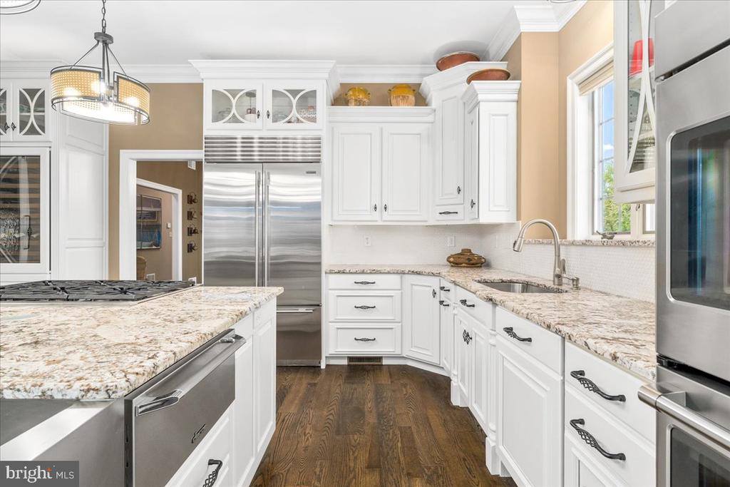 12565 Stone Crest Circle, Waynesboro, PA 17268