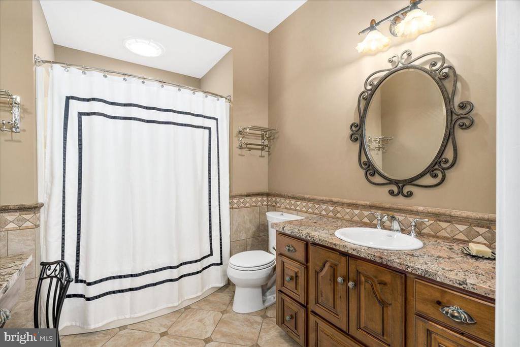 12565 Stone Crest Circle, Waynesboro, PA 17268
