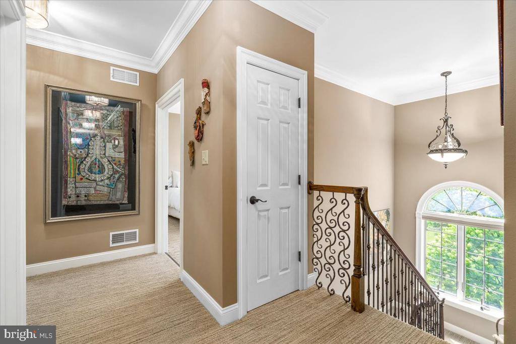 12565 Stone Crest Circle, Waynesboro, PA 17268
