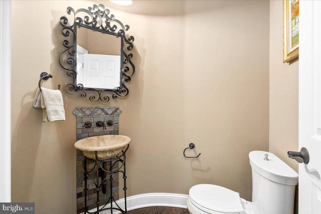 12565 Stone Crest Circle, Waynesboro, PA 17268