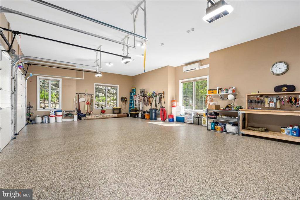 12565 Stone Crest Circle, Waynesboro, PA 17268