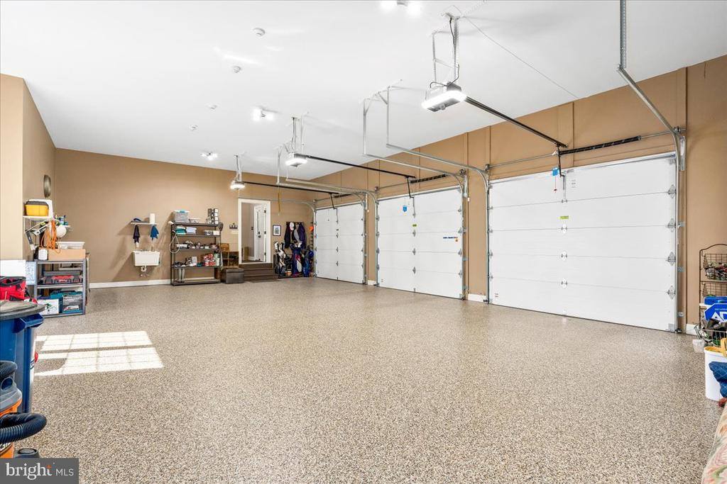 12565 Stone Crest Circle, Waynesboro, PA 17268