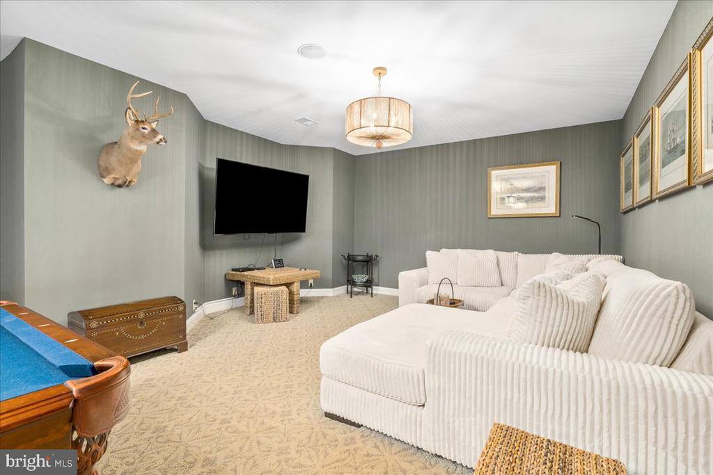 12565 Stone Crest Circle, Waynesboro, PA 17268