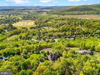 12565 Stone Crest Circle, Waynesboro, PA 17268