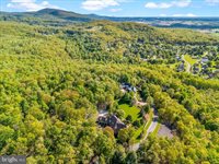 12565 Stone Crest Circle, Waynesboro, PA 17268