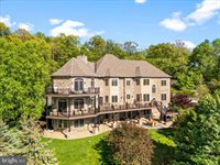12565 Stone Crest Circle, Waynesboro, PA 17268