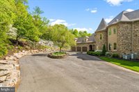 12565 Stone Crest Circle, Waynesboro, PA 17268