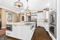 12565 Stone Crest Circle, Waynesboro, PA 17268