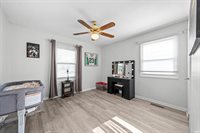 8215 W Fairview Drive, Yorktown, IN 47396