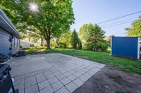 8215 W Fairview Drive, Yorktown, IN 47396
