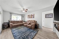 8215 W Fairview Drive, Yorktown, IN 47396