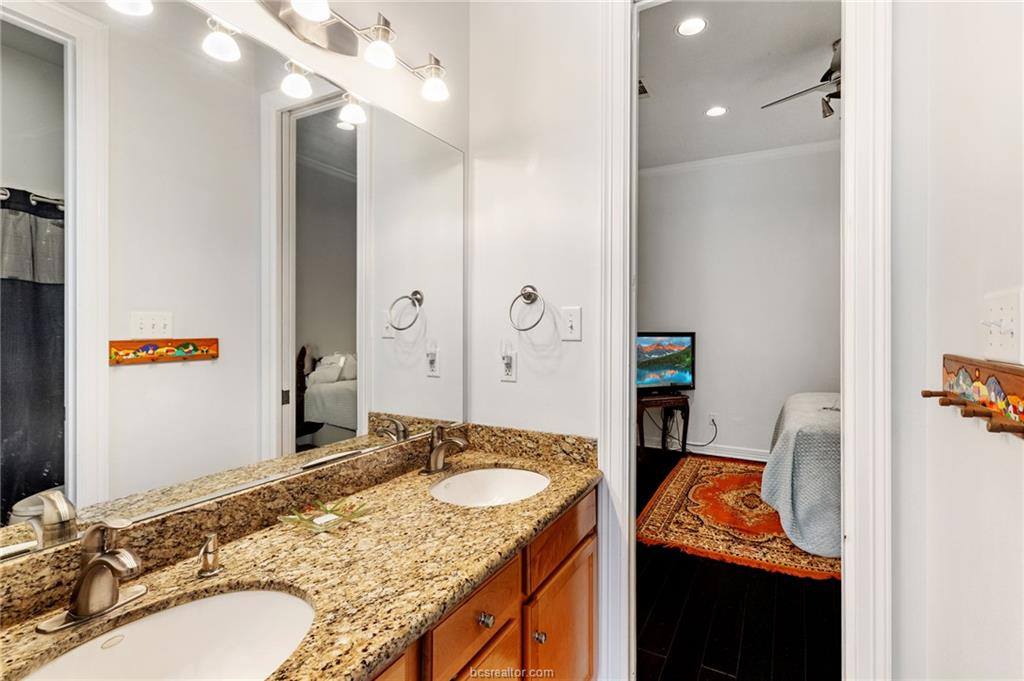 1106 Royal Adelade Drive, College Station, TX 77845
