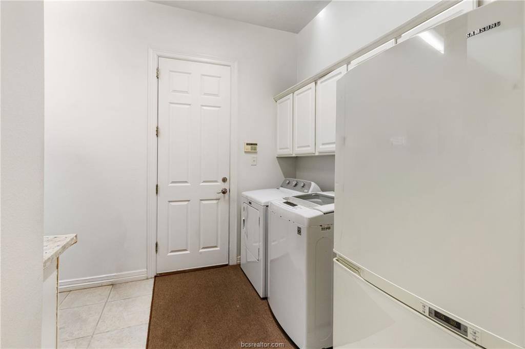 1106 Royal Adelade Drive, College Station, TX 77845