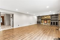 1226 North 121 Street, Omaha, NE 68154