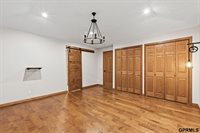 1226 North 121 Street, Omaha, NE 68154
