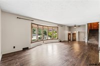 1226 North 121 Street, Omaha, NE 68154