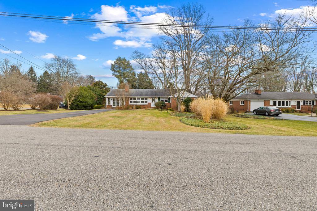 8419 High Ridge Road, Ellicott City, MD 21043