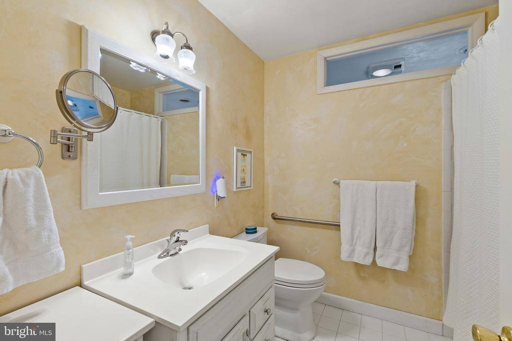 8419 High Ridge Road, Ellicott City, MD 21043