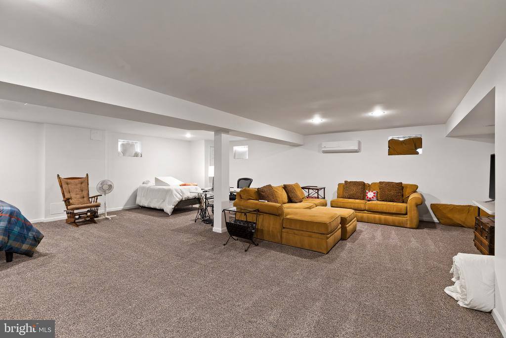 8419 High Ridge Road, Ellicott City, MD 21043