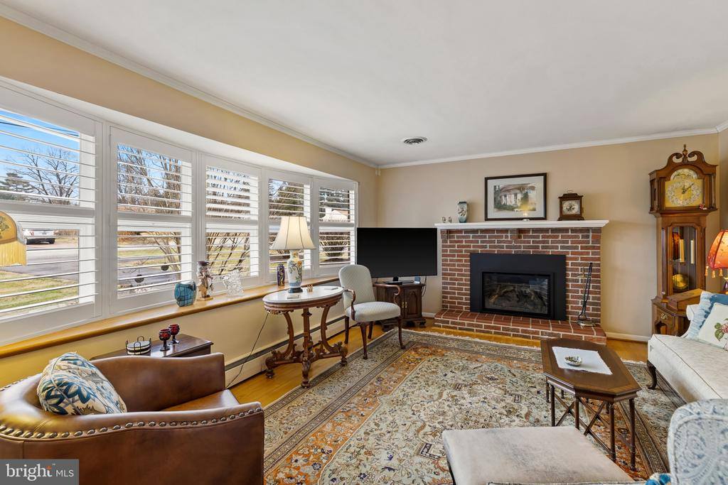 8419 High Ridge Road, Ellicott City, MD 21043