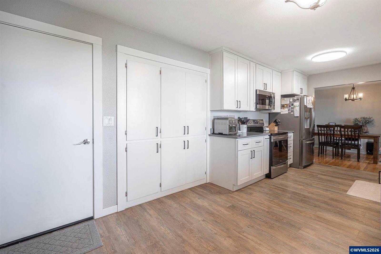 2239 Steiwer Rd, Jefferson, OR 97362
