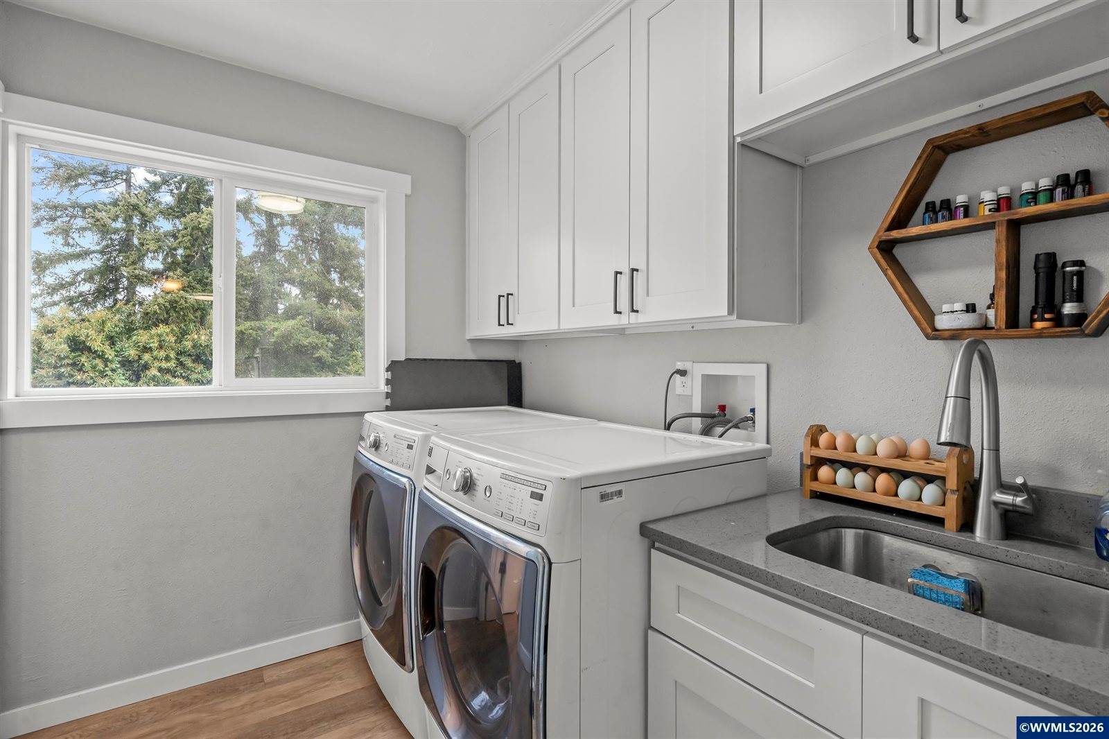 2239 Steiwer Rd, Jefferson, OR 97362