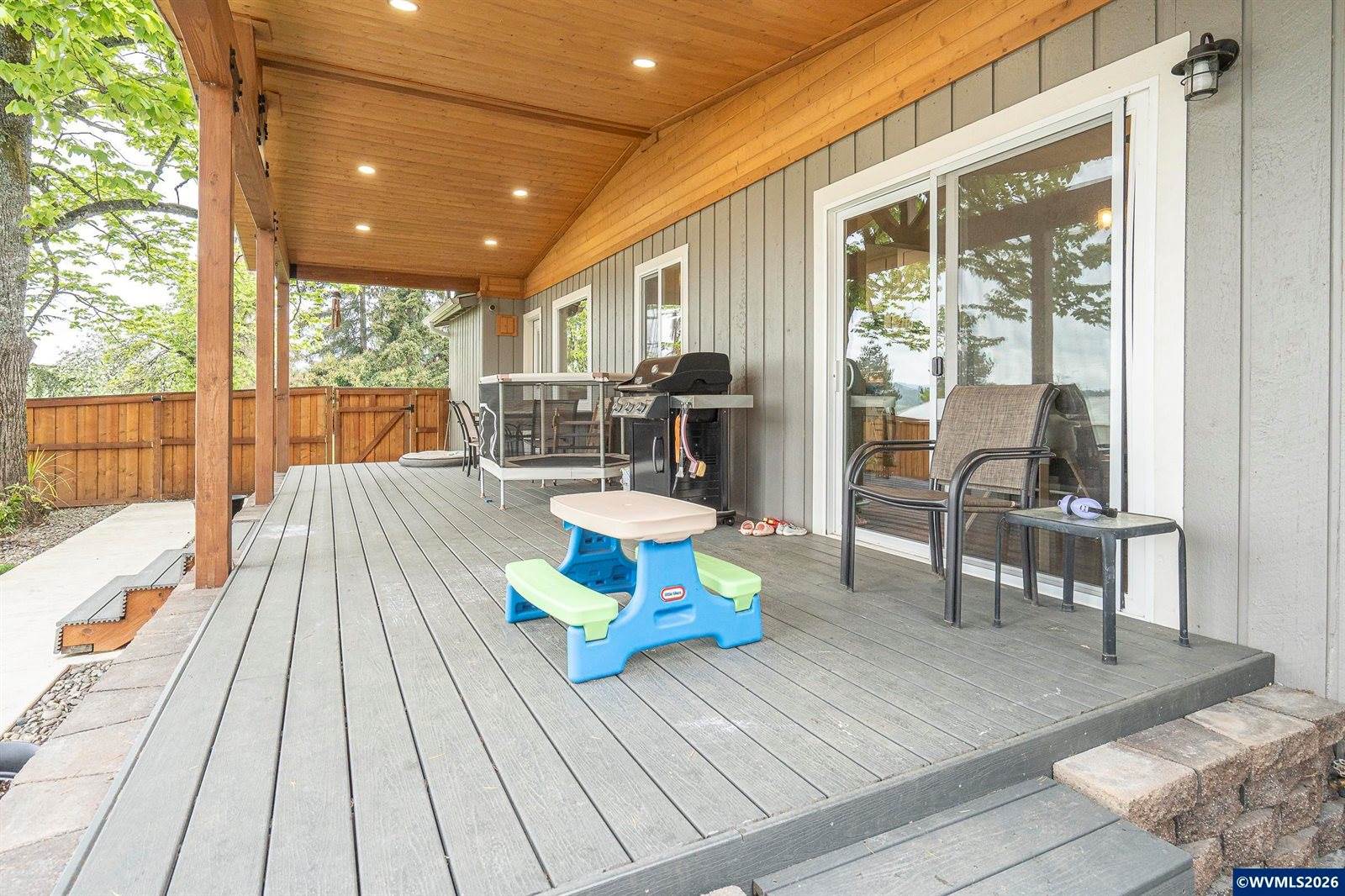2239 Steiwer Rd, Jefferson, OR 97362
