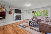 2239 Steiwer Rd, Jefferson, OR 97362